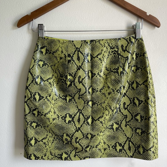 Lime Green Animal Print Mini Skirt with zipper - Picture 3 of 4